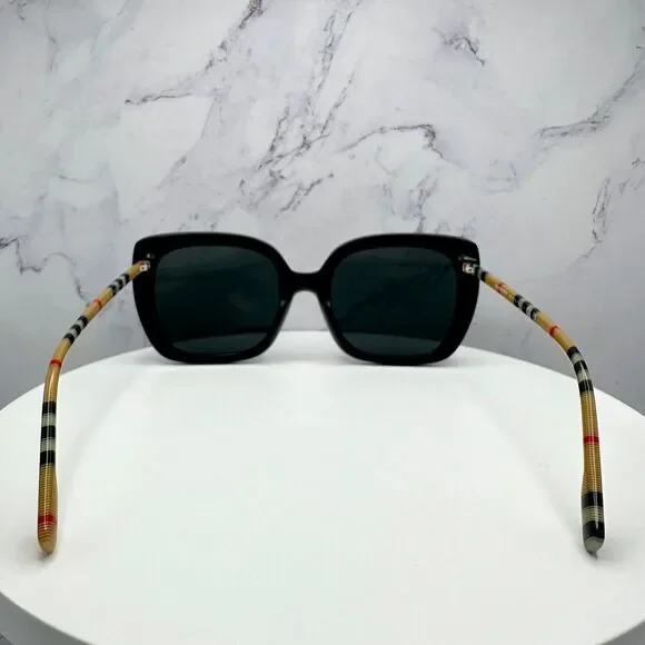 Burberry Sunglasses New